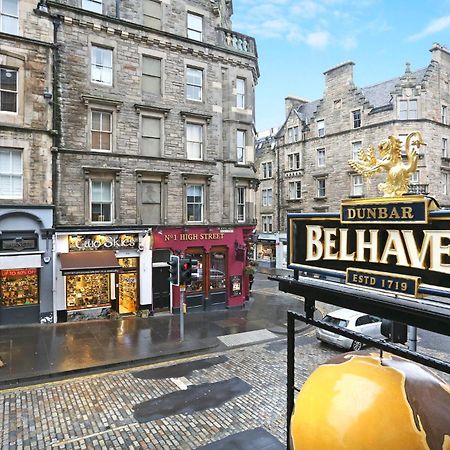 Joivy Elegant Home At The Heart Of The Royal Mile Edinburgh Exterior photo